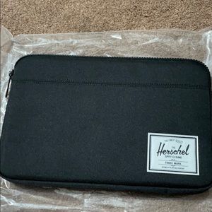 Brand new Herschel anchor 12in laptop bag